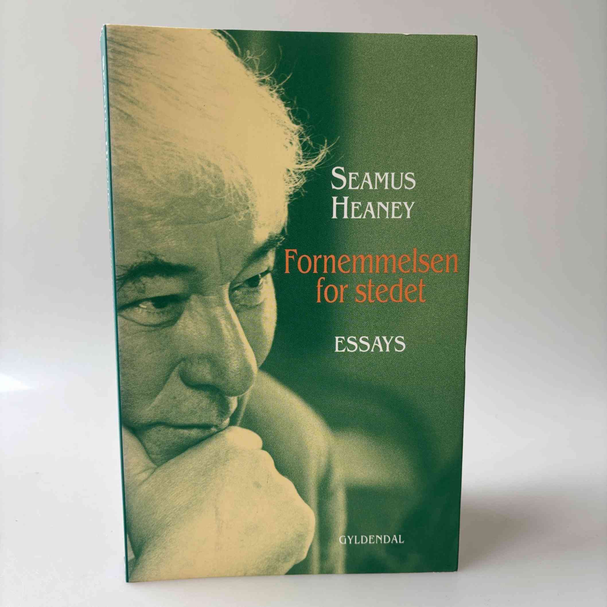 Seamus Heaney: Fornemmelsen for stedet - essays