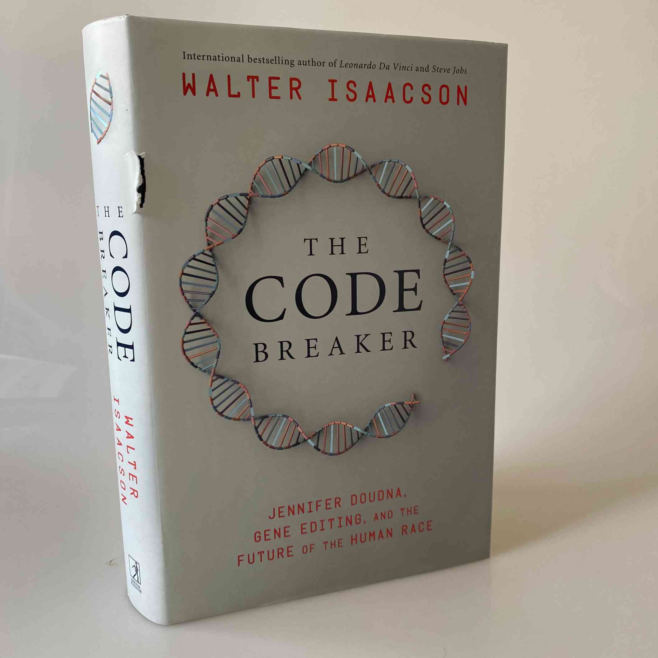 Walter Isaacson: The Code Breaker | Køb brugt her - BogGaragen.dk