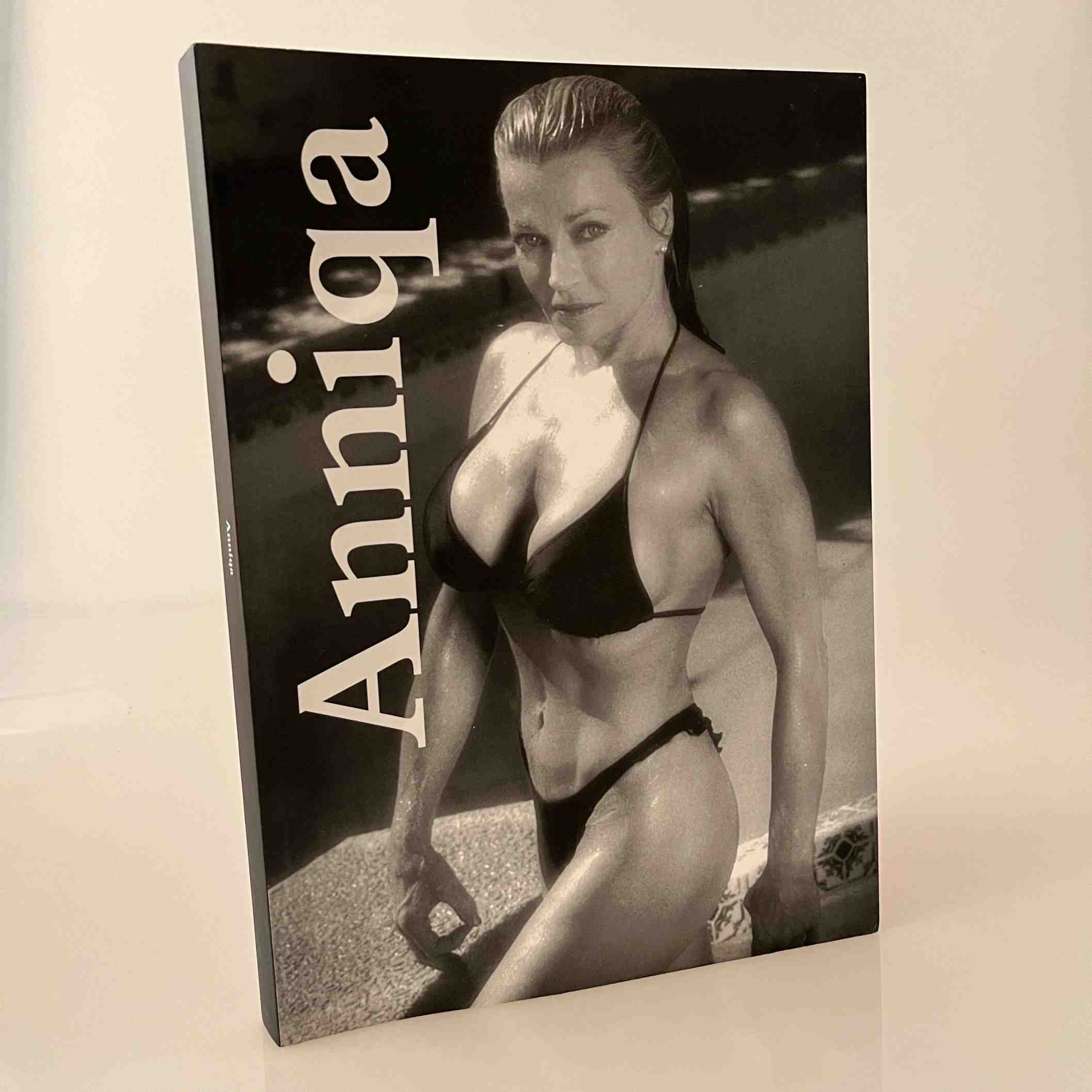 Anniqa Forss: Anniqa - med dedikation