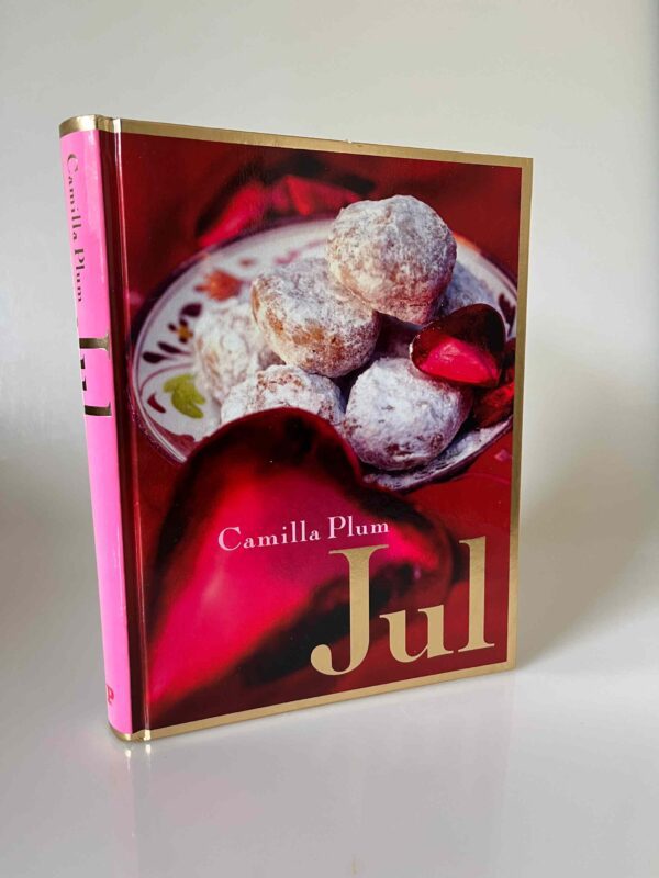 Camilla Plum: Jul - signeret
