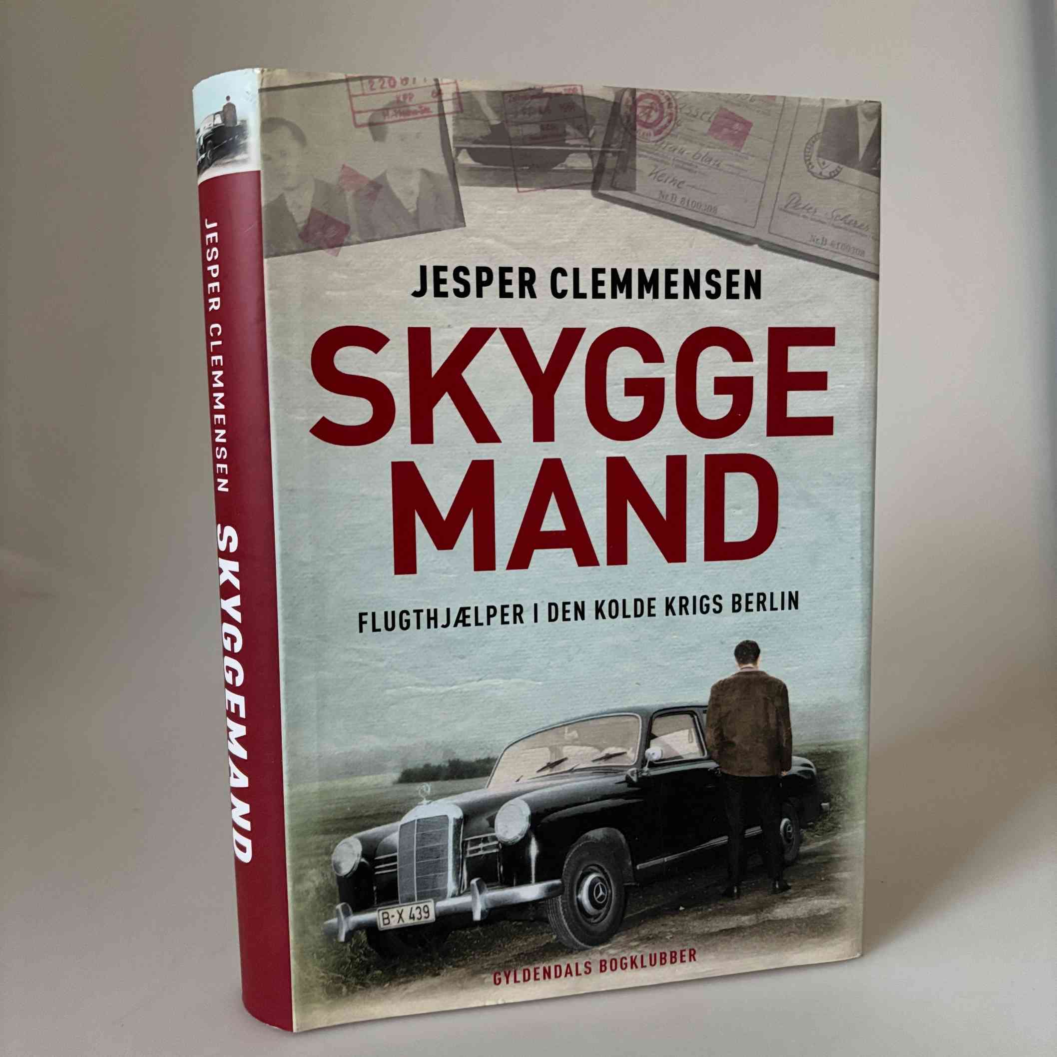 Jesper Clemmensen: Skyggemand - flugthjælper i den kolde krigs Berlin