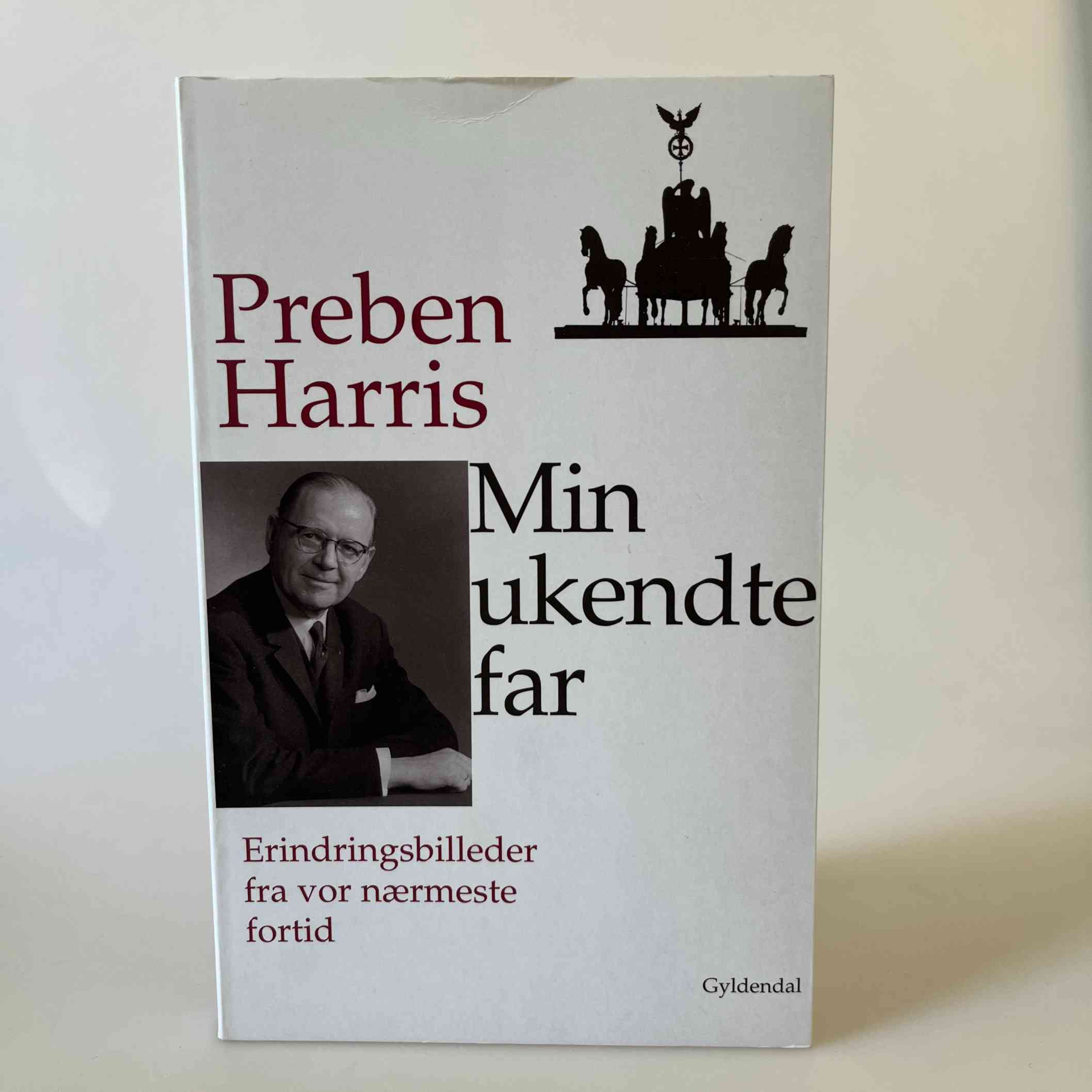 Preben Harris: Min ukendte far. Erindringsbilleder fra vor nærmeste fortid