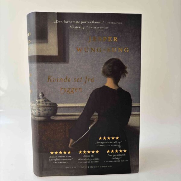 Jesper Wung-Sung: Kvinde set fra ryggen