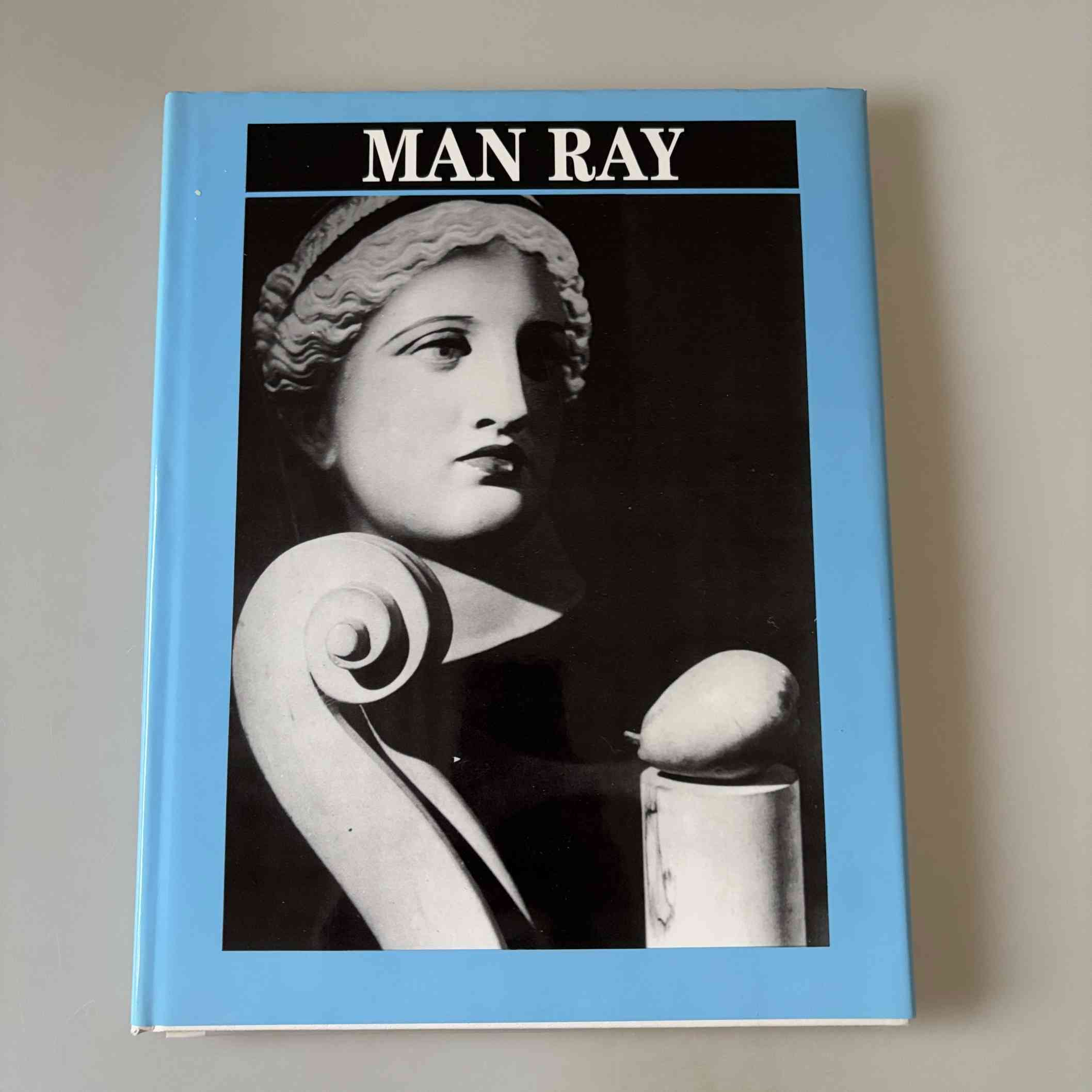 Marina Vanci-Perahim (red.): Man Ray (engelsk)