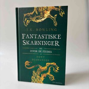 J.K. Rowling: Fantastiske skabninger og hvor de findes - af Newt Scamander