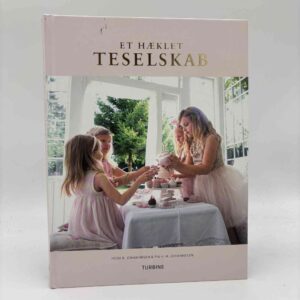 Heidi B. Johannesen og Pia H. H. Johannesen: Et hæklet teselskab