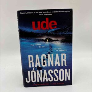 Ragnar Jónasson: Ude - roman