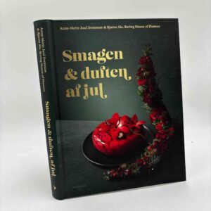 Anne-Mette Juul Svensson: Smagen og duften af jul - med dedikation fra forfatterne