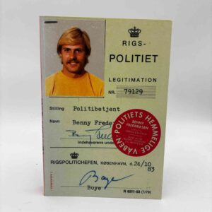 Søren Baastrup og Benny Frederiksen: Politiets hemmelige våben - Mine 40 år blandt mordere og meddelere