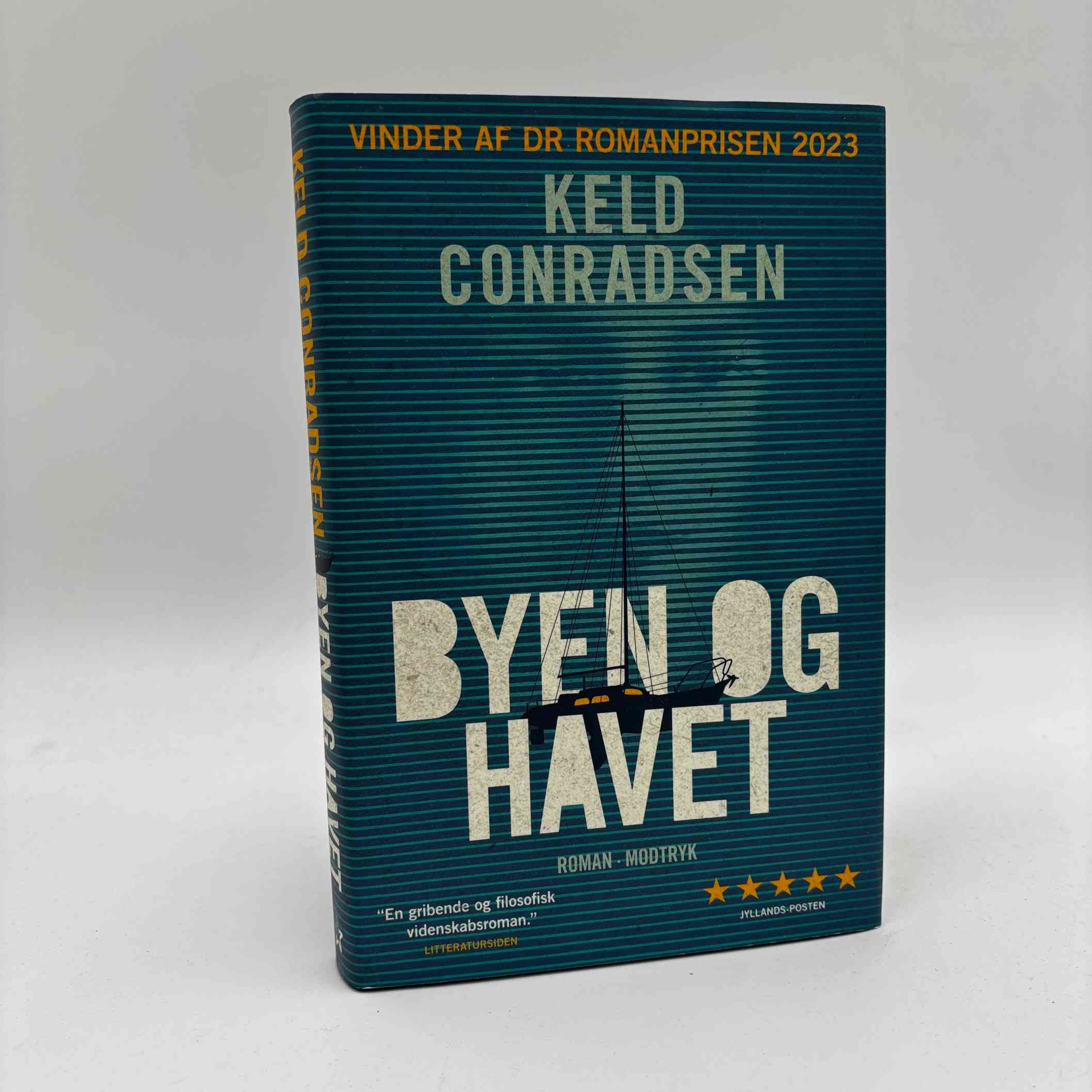 Keld Conradsen: Byen og havet - roman