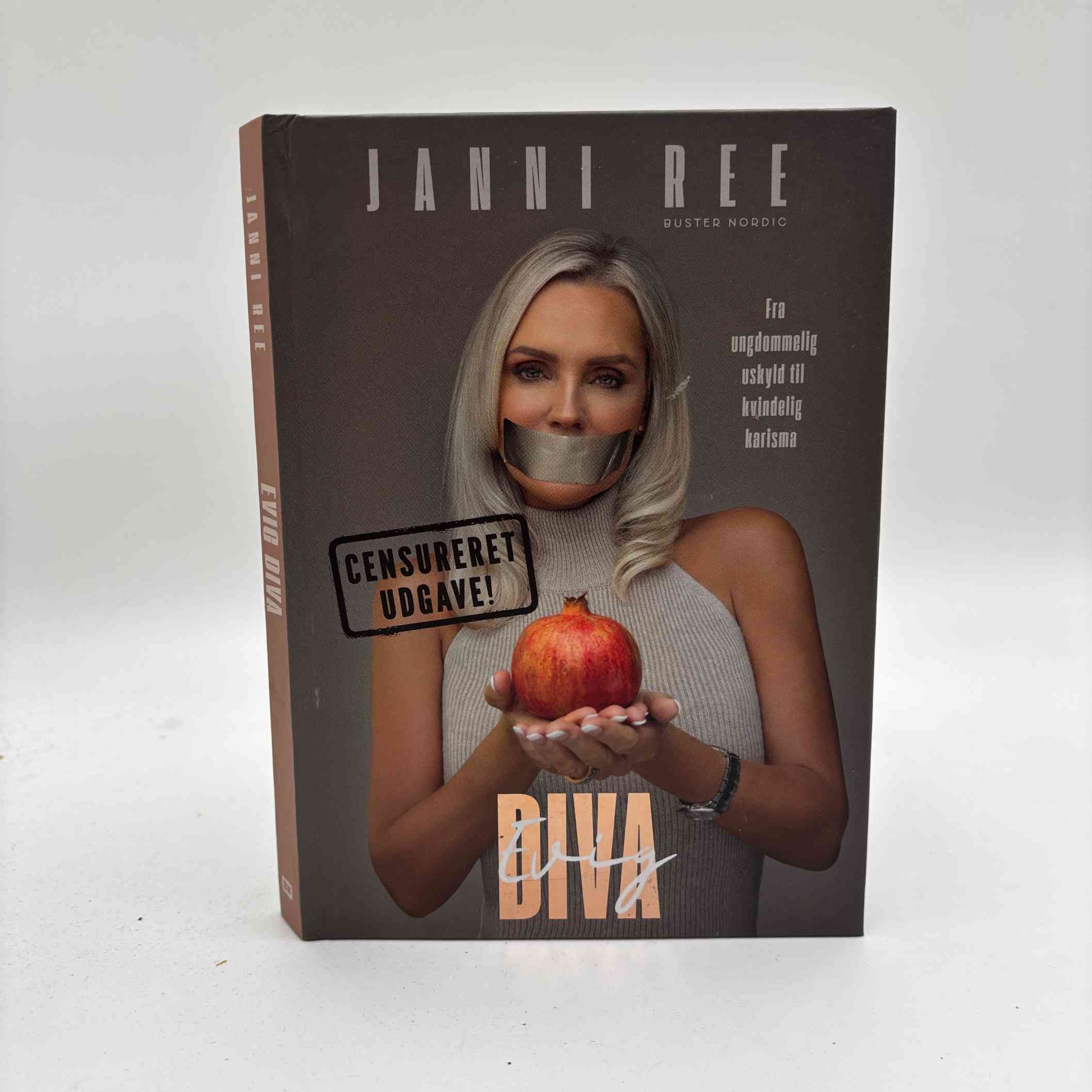 Janni Ree: Evig diva - fra ungdommelig uskyld til kvindelig karisma